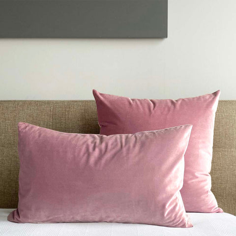 Dark pink velvet pillow hotsell